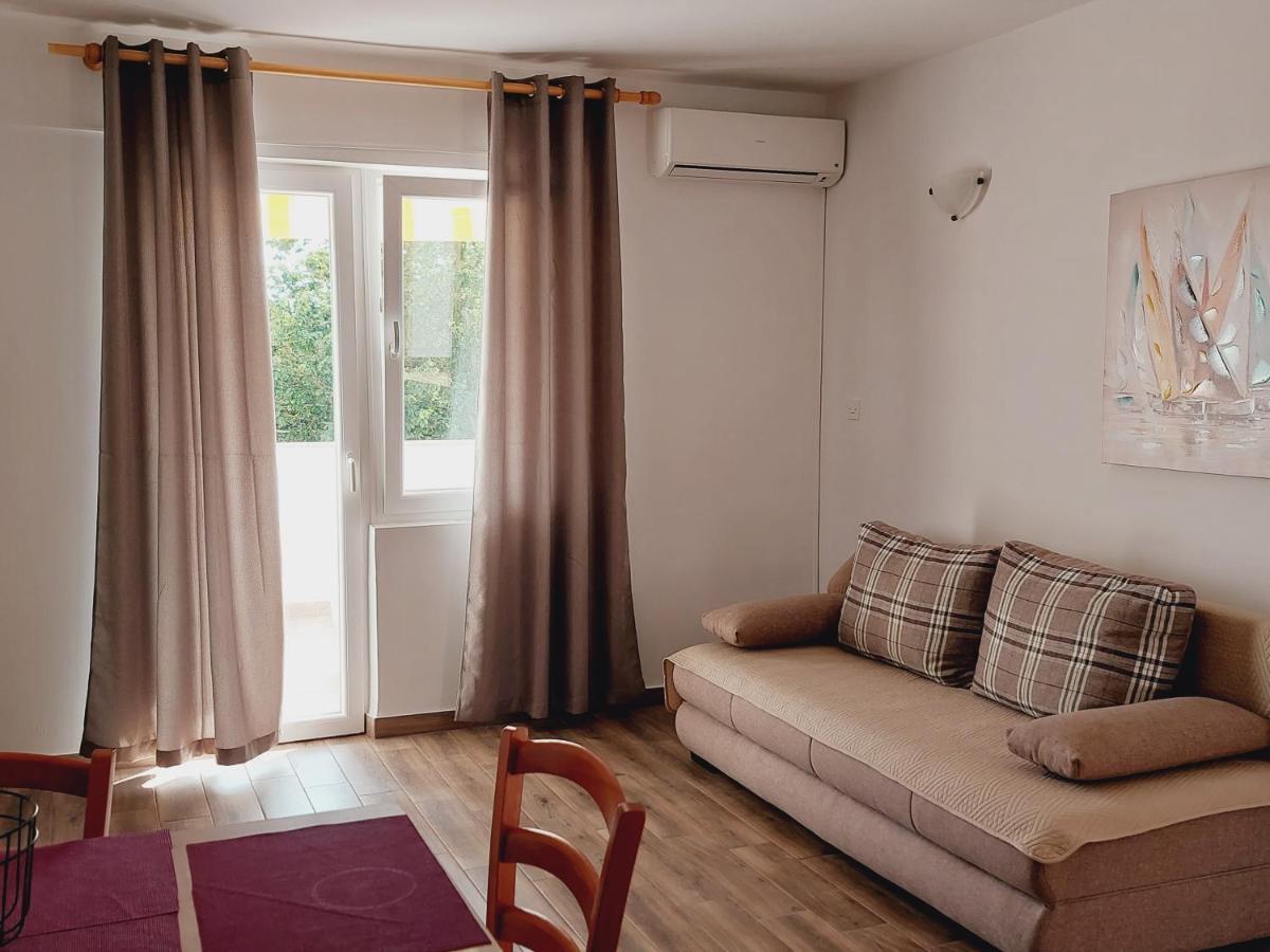 Apartments Nikola Caska Novalja Extérieur photo