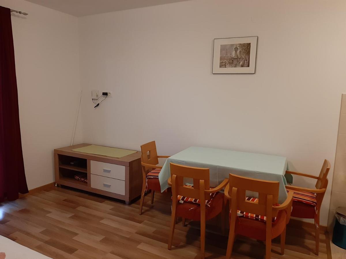 Apartments Nikola Caska Novalja Extérieur photo
