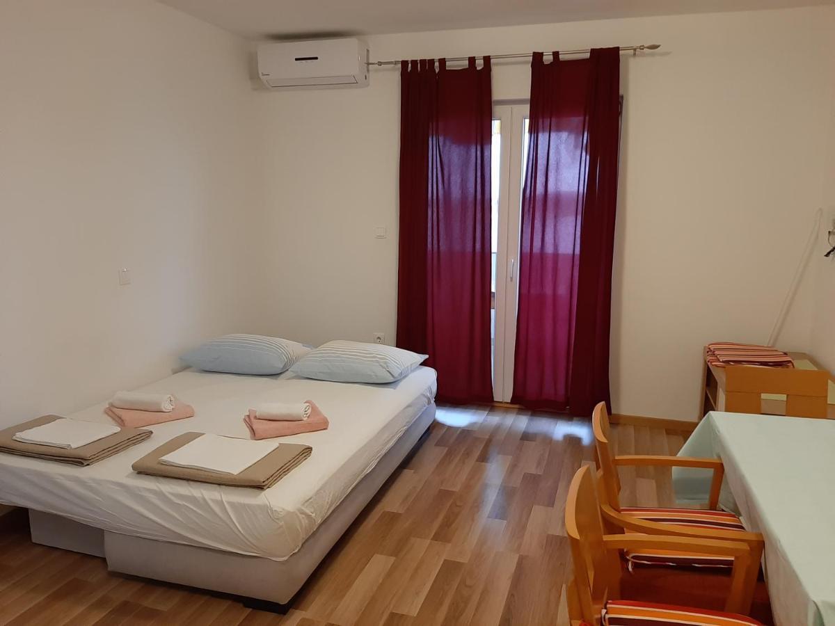 Apartments Nikola Caska Novalja Extérieur photo